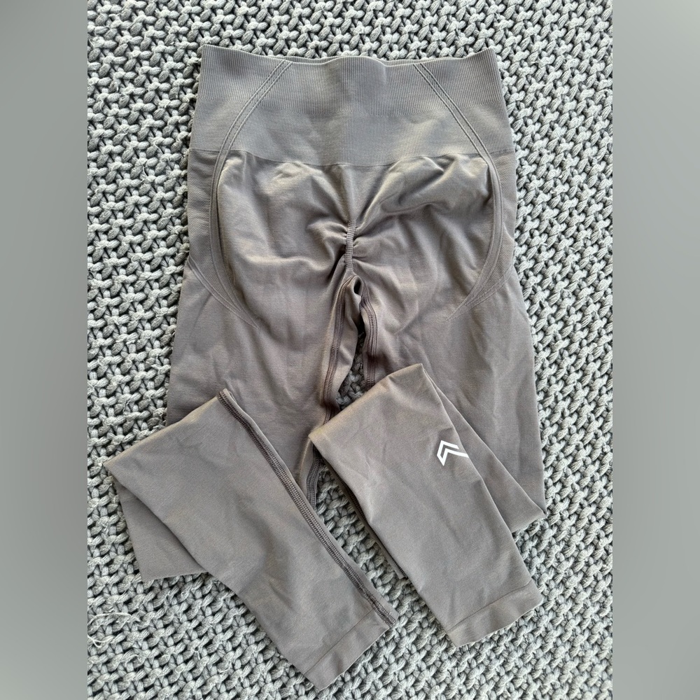 New Oner Active Effortless Seamless Leggings  Washed Cool Brown size XS, XXS